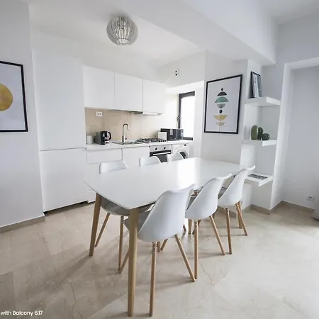 Unirii Center By Olala Homes Apartment