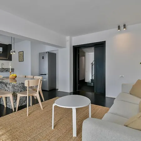 Unirii Center By Olala Homes Apartment