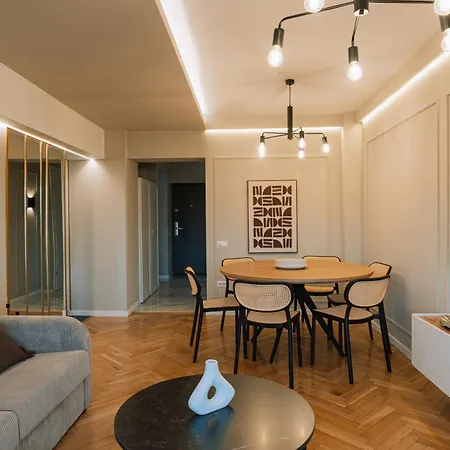 Апартаменти Unirii Center By Olala Homes *