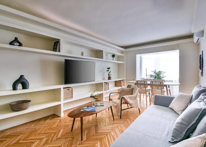 Unirii Center By Olala Homes *