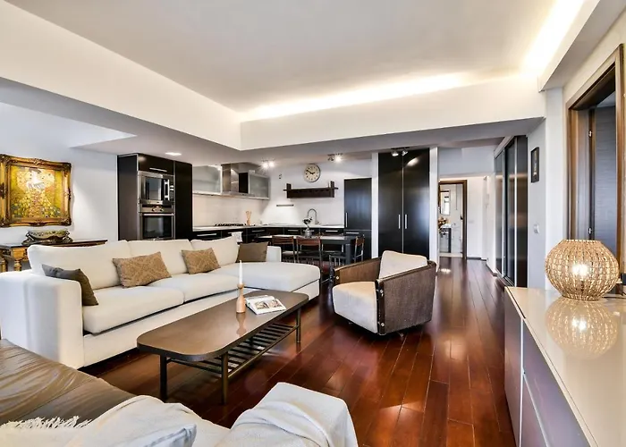 Unirii Center By Olala Homes *